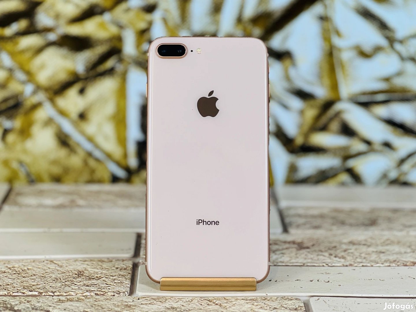 iPhone 8 Plus 64 GB Gold szép állapotú - 12 HÓ GARANCIA