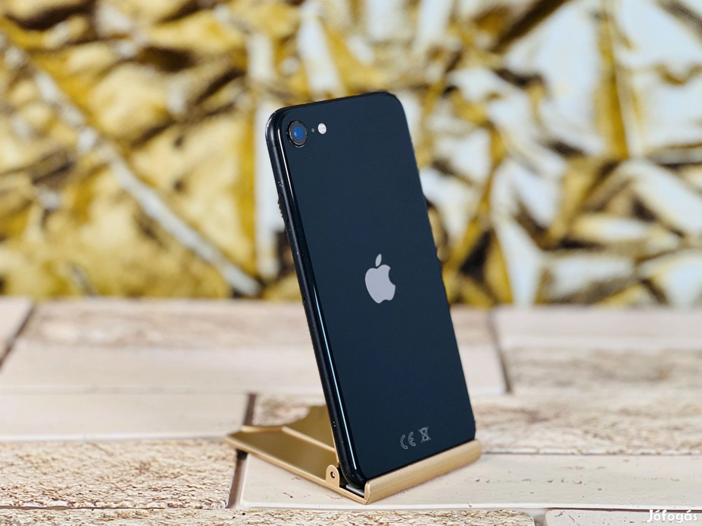 iPhone SE (2020) 64 GB Black szép állapotú - 12 HÓ GARANCIA