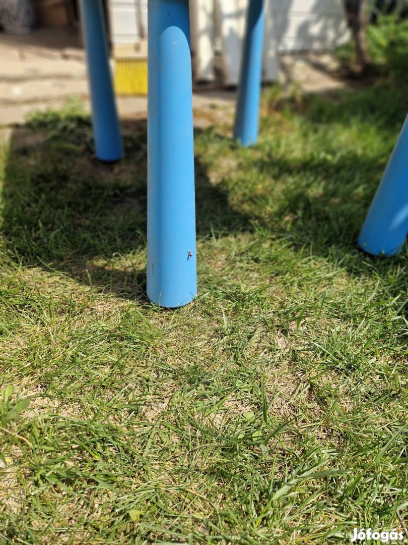 ikea gyerekasztal és szék eladó 