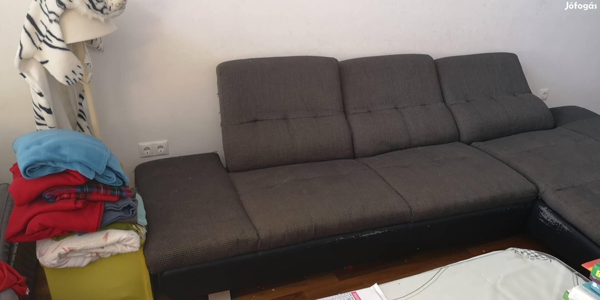 ingyen elvéhető használt kanapé 