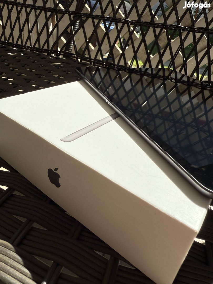 ipad 8. generáció 32 GB - Apple Pencilel