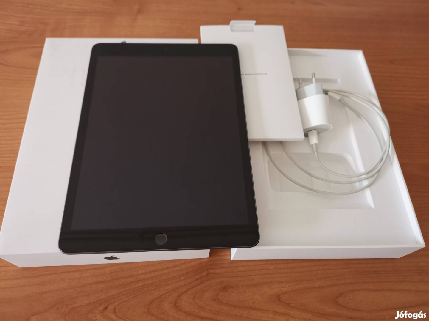 ipad 8th hibátlan tablet, újszerű 