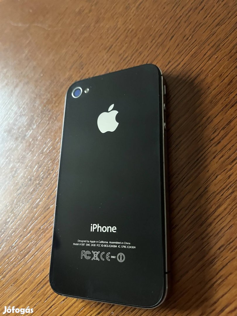 iphone4S mobiltelefon , különleges tartozékokkal 