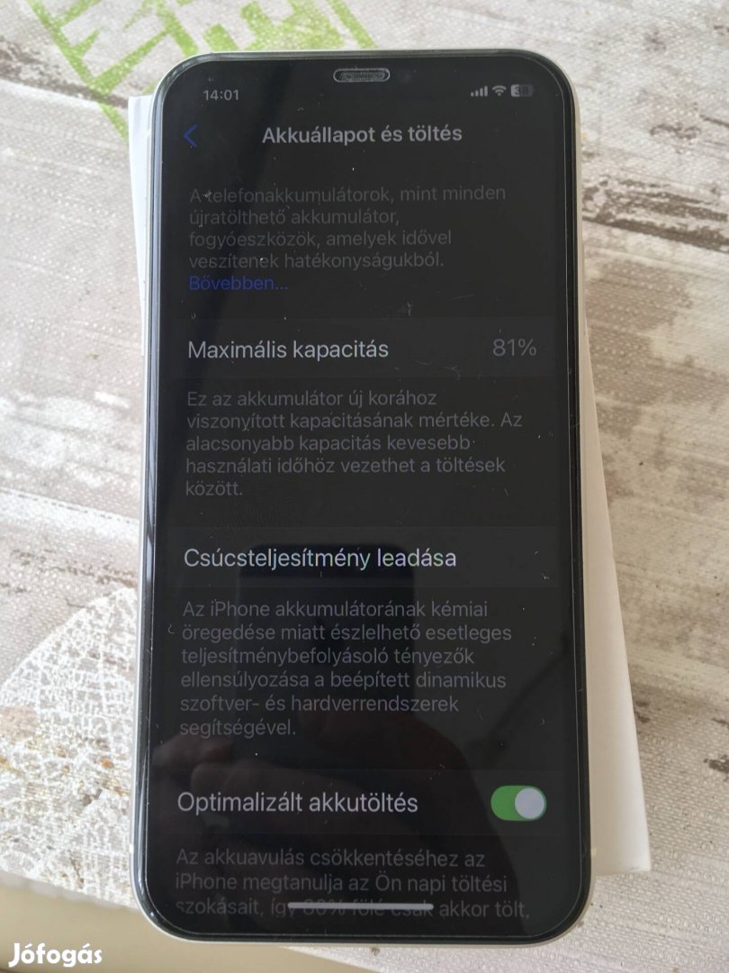 iphone 11 független