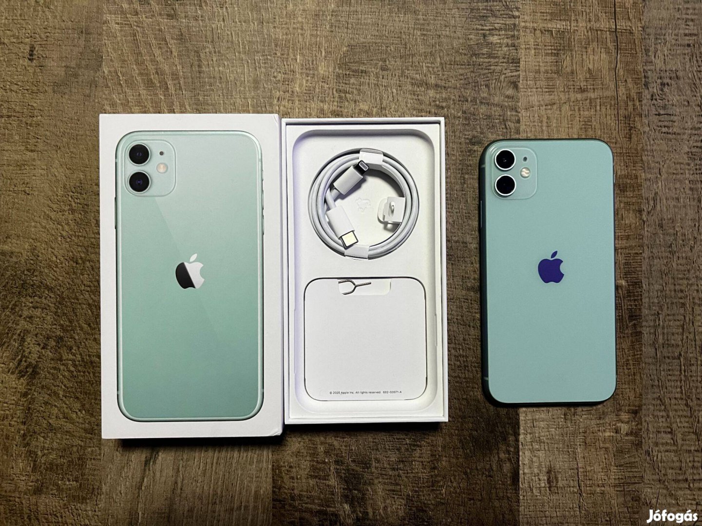 iphone 11 zöld 128 GB hibátlan, dobozos