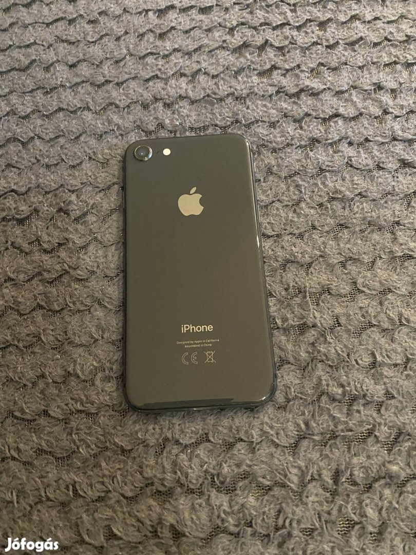 iphone 8 64GB független 