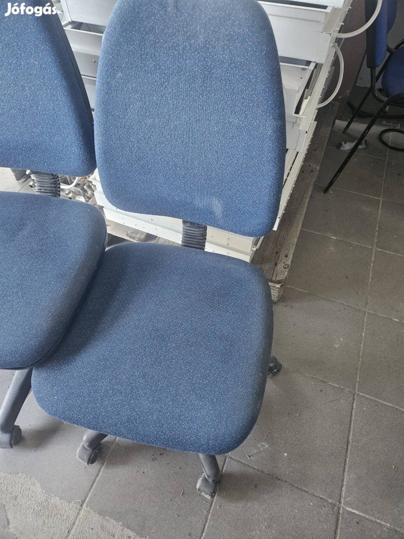 irodai forgószékek