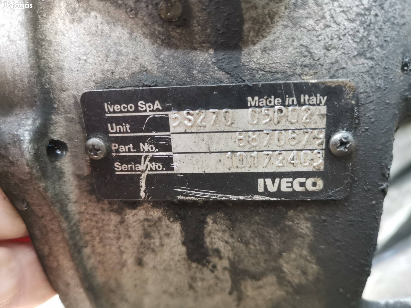 iveco daily 2,3 alkatrész.