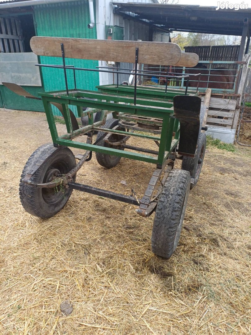 jártató kocsi