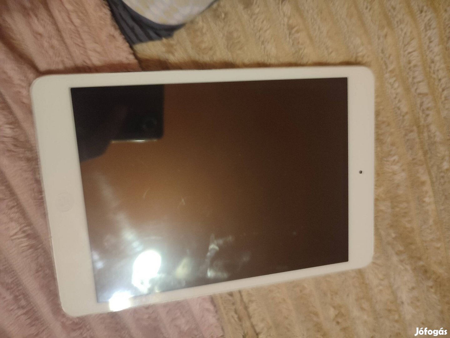 joálapotban lévő ipad kihasználatlanság miatt elado