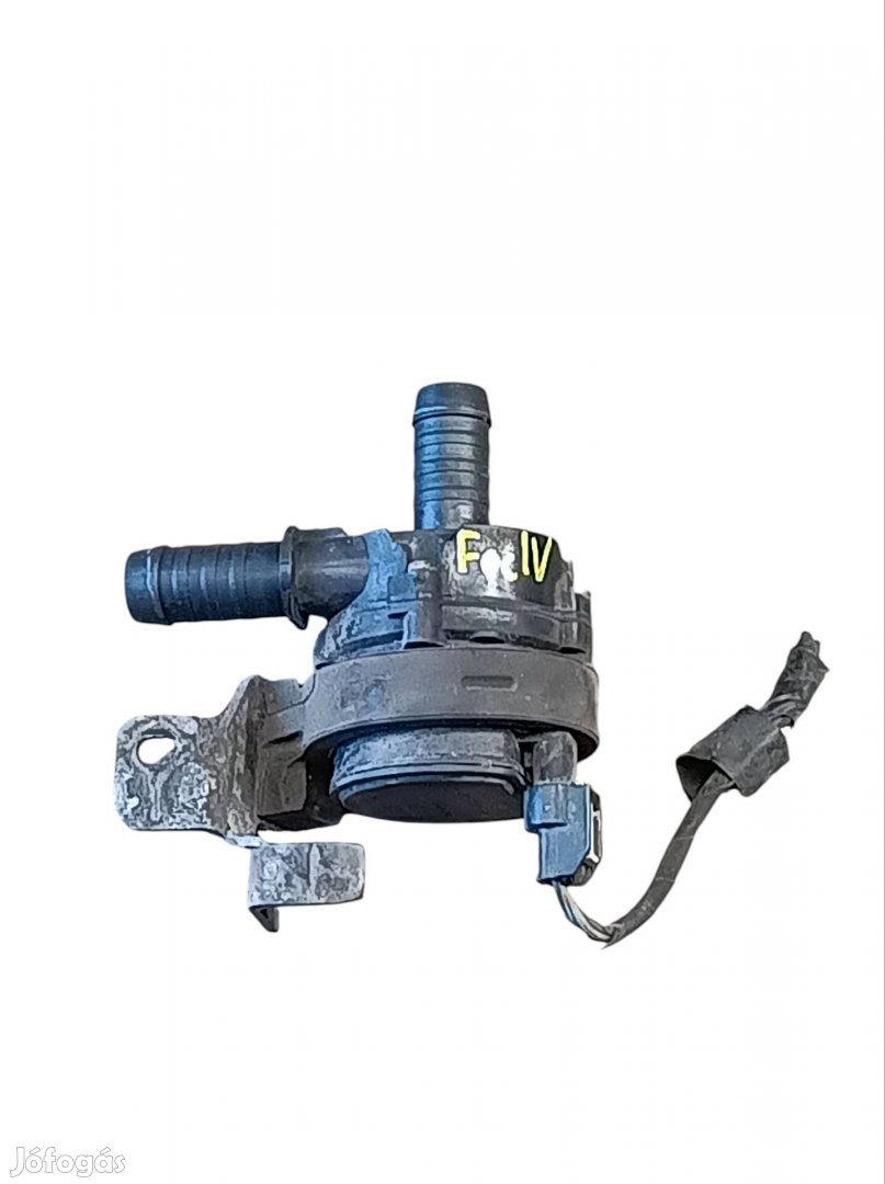 jx61 8b552 aa Ford focus mk4 vízforgató pumpa 