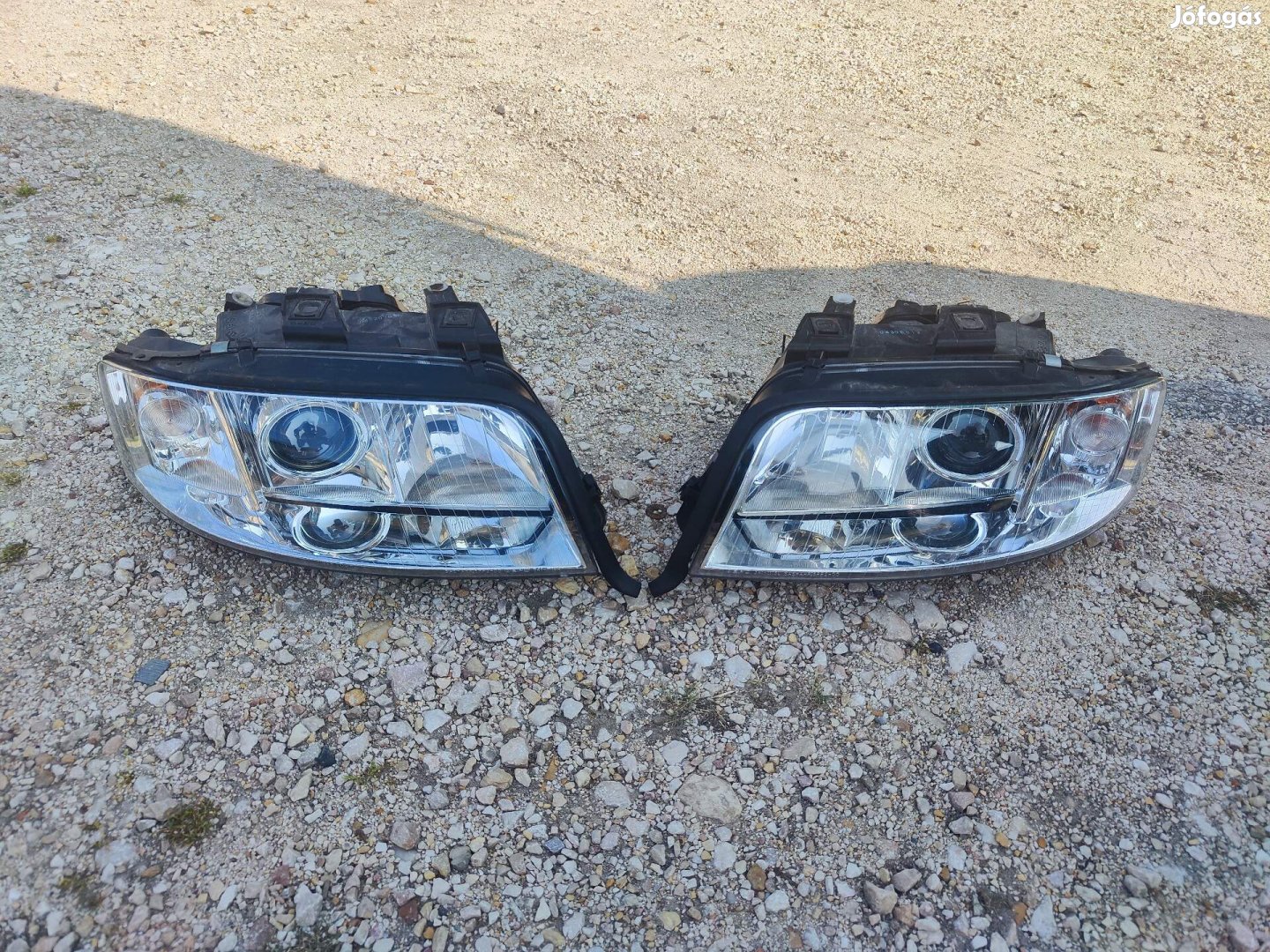 kb új Bixenon Audi A6 C5 fényszóró párban kompletten 