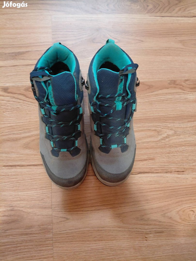 kékes szürke túrabakkancs 35os meret