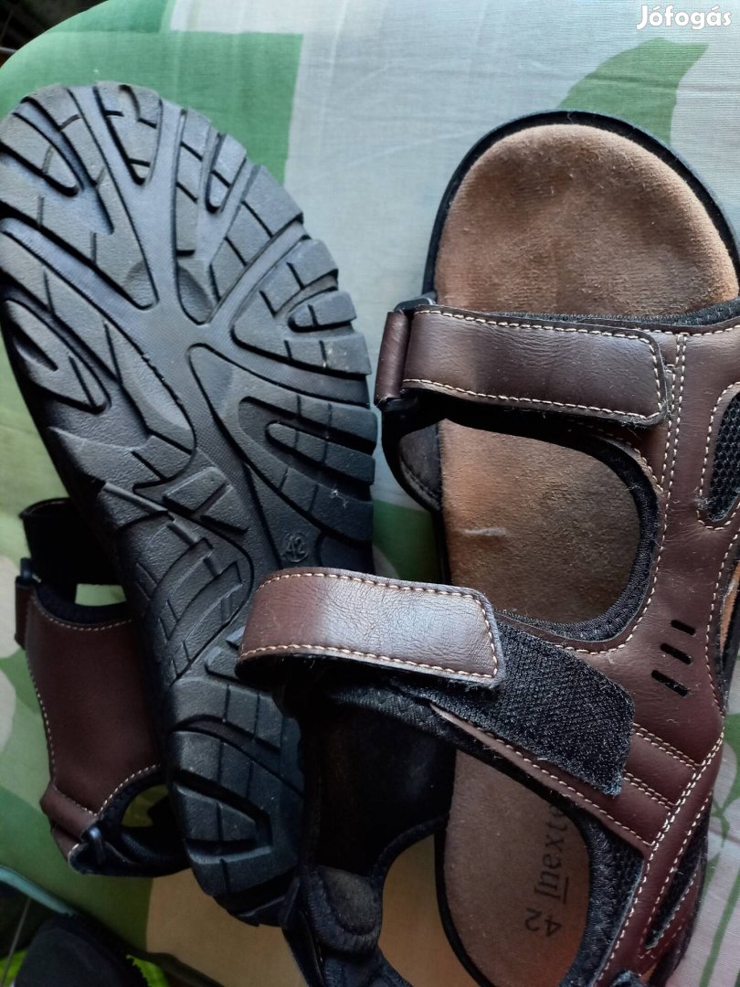 kényelmes férfi szandál nem használt