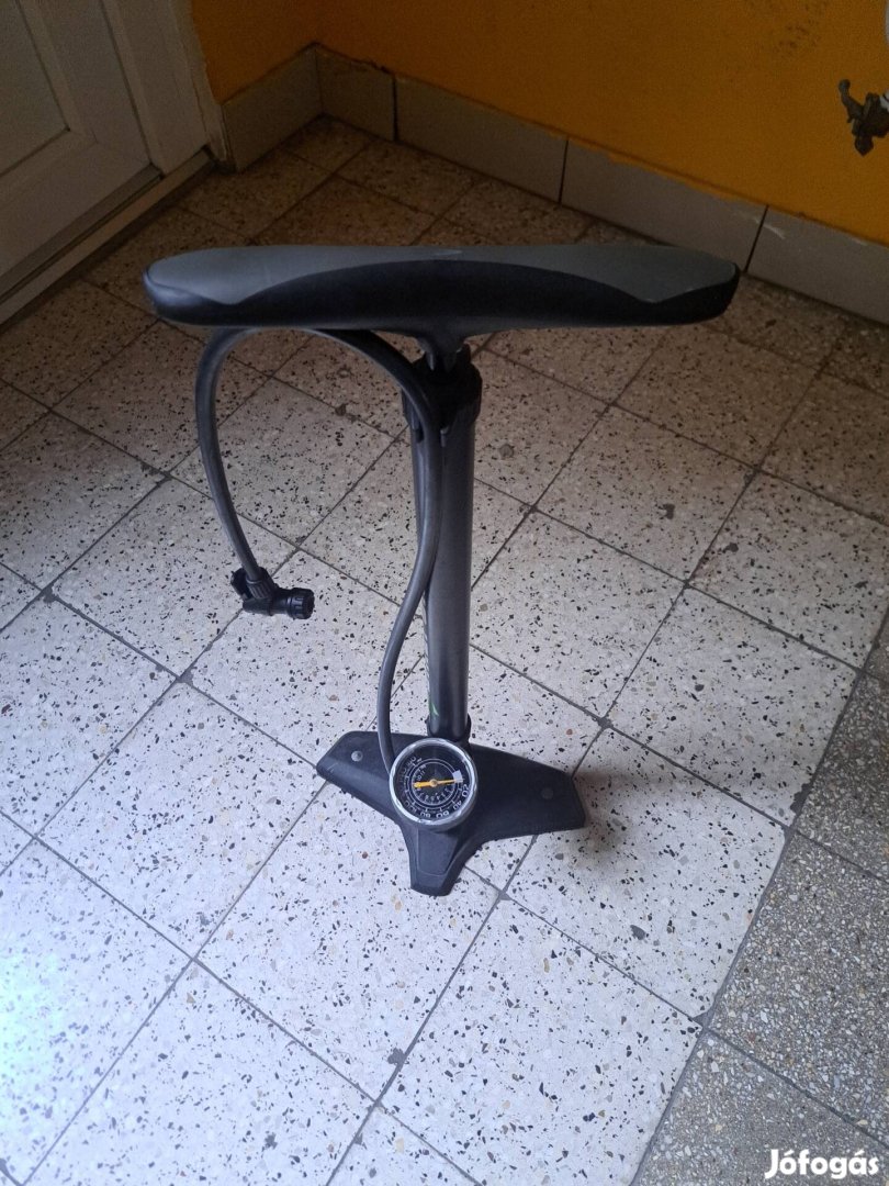 kerékpár pumpa. 