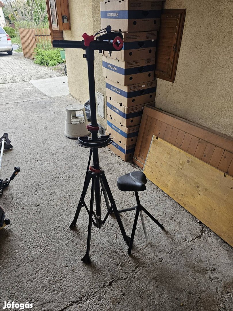 kerékpár szerelő állvány