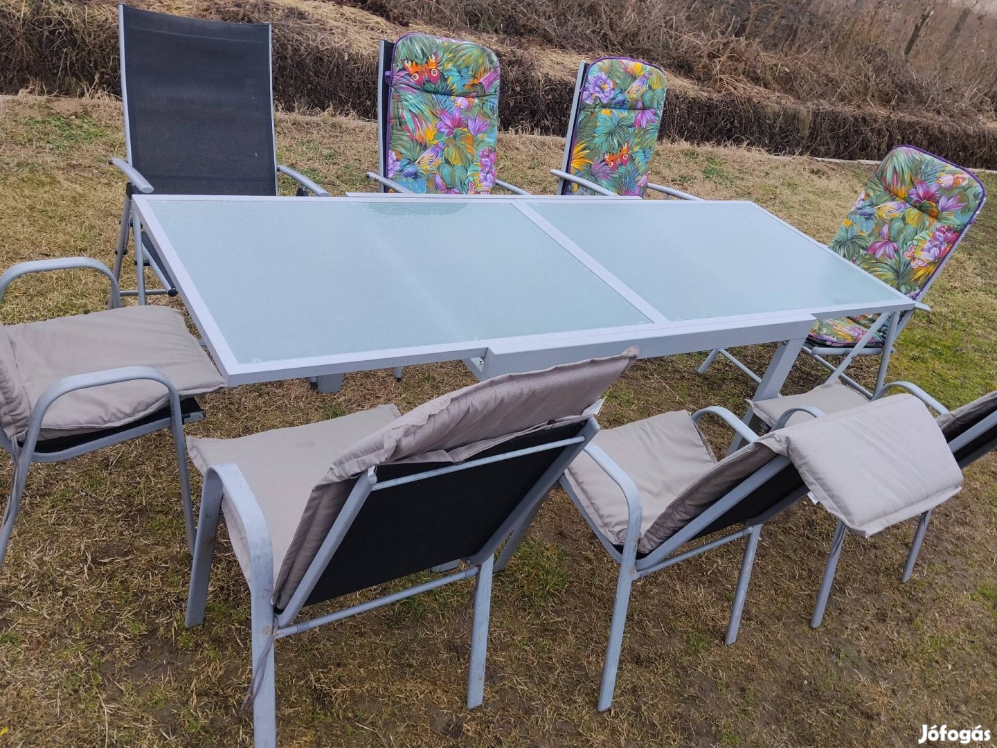 kerti bútor garnitúra asztal szék kertibútor femvazas
