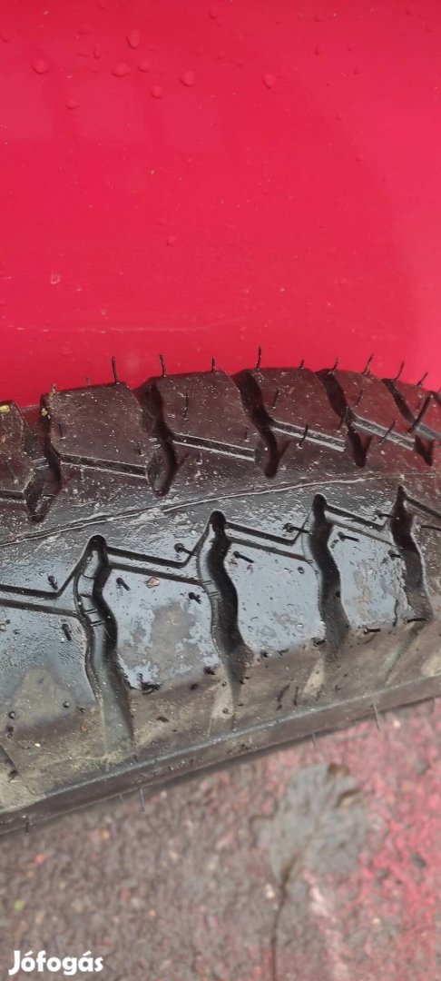 kerti kapa utánfutó új