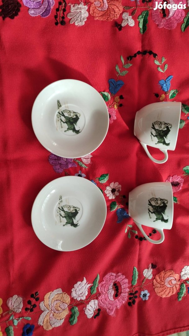 két darabos lovas motivummal díszített kávés-teás készlet