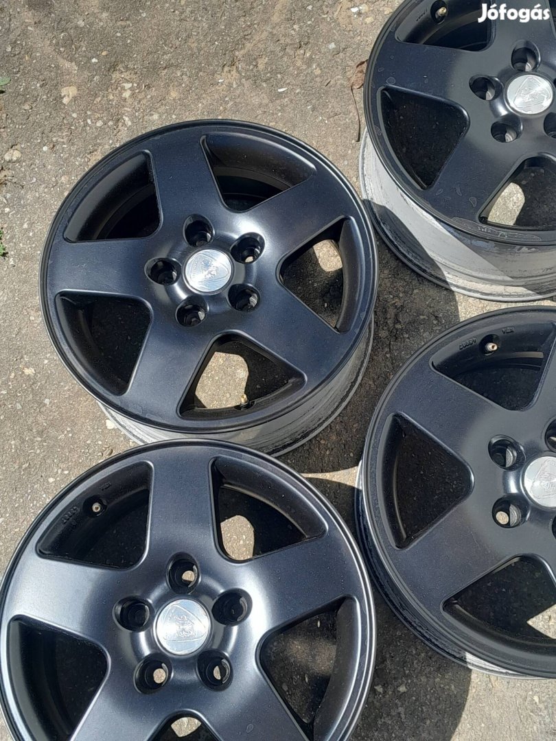 kia mazda Nissan Mitsubishi Suzuki Toyota r15 5x114.3 alufelni 