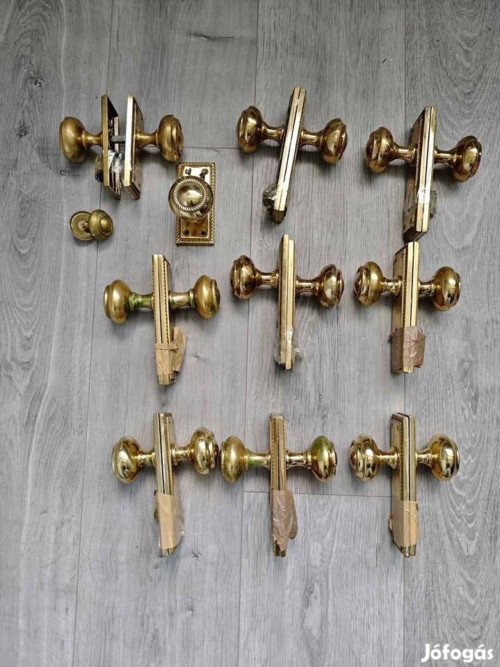 kilincs eladó egyben