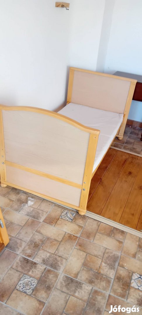 kisgyerekágy, Székesfehérváron