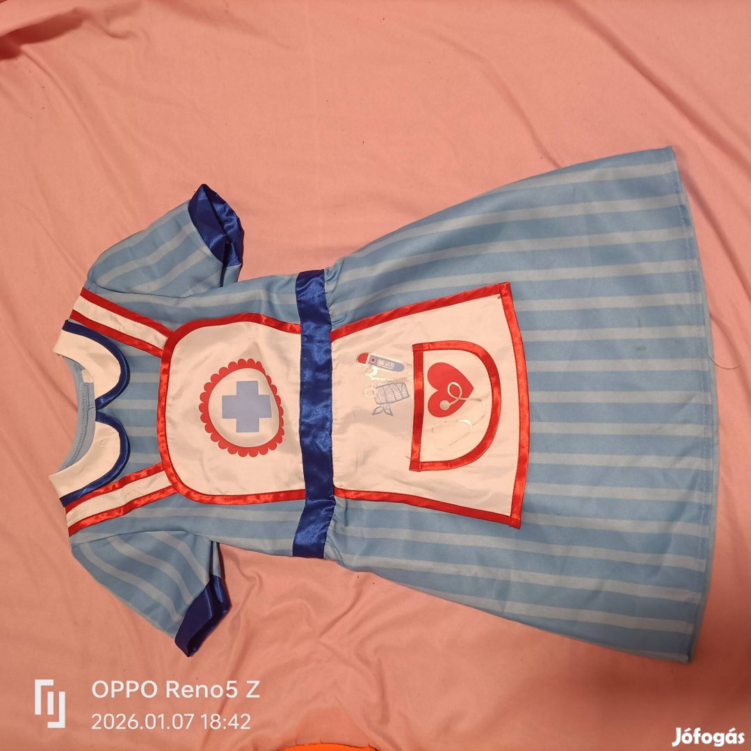 kislány doki orvos ápoló 104-es jelmez ovis