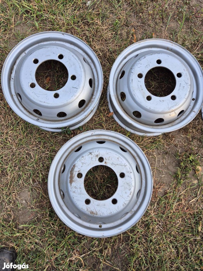 kisteher nissan , peugeot , fiat felni 