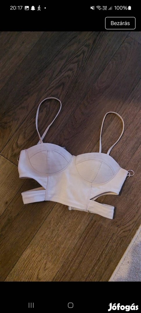 kivágott has póló