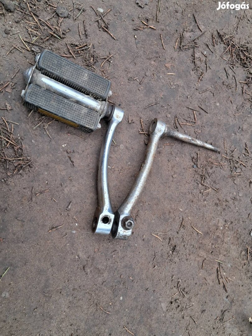 komar 1-2 pedál hajtó karok