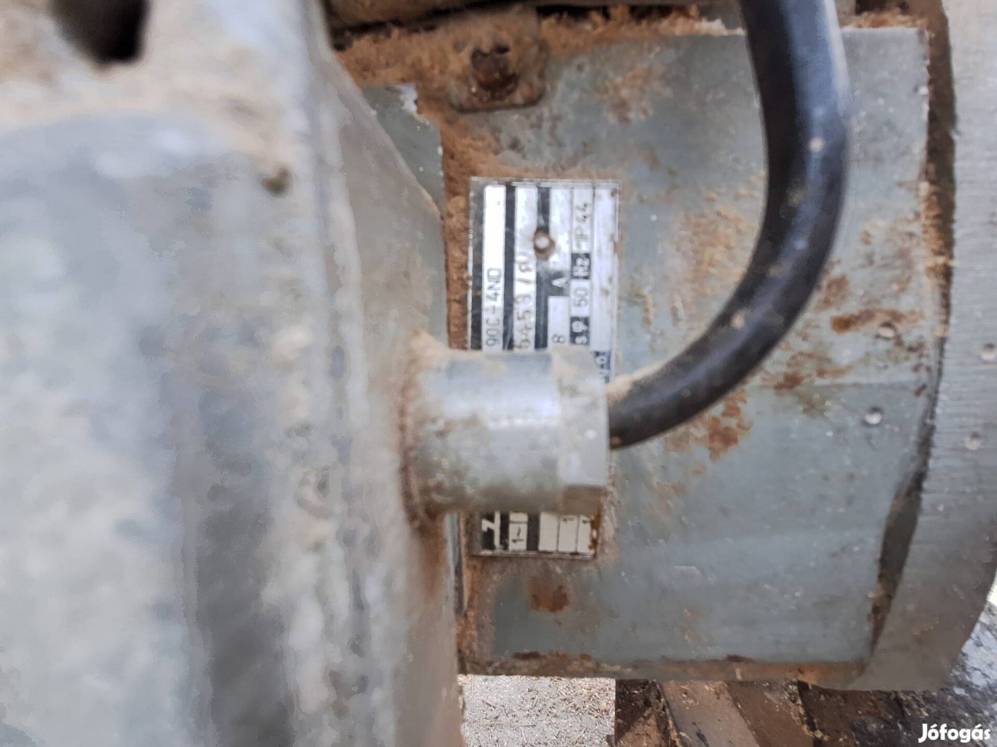 körfűrész állítható asztal eladó