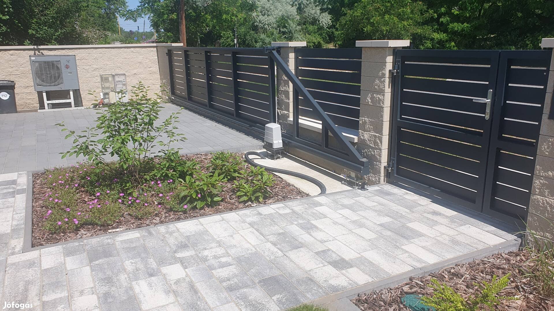 korrekt állás lehetőség kőművesek burkolóknak