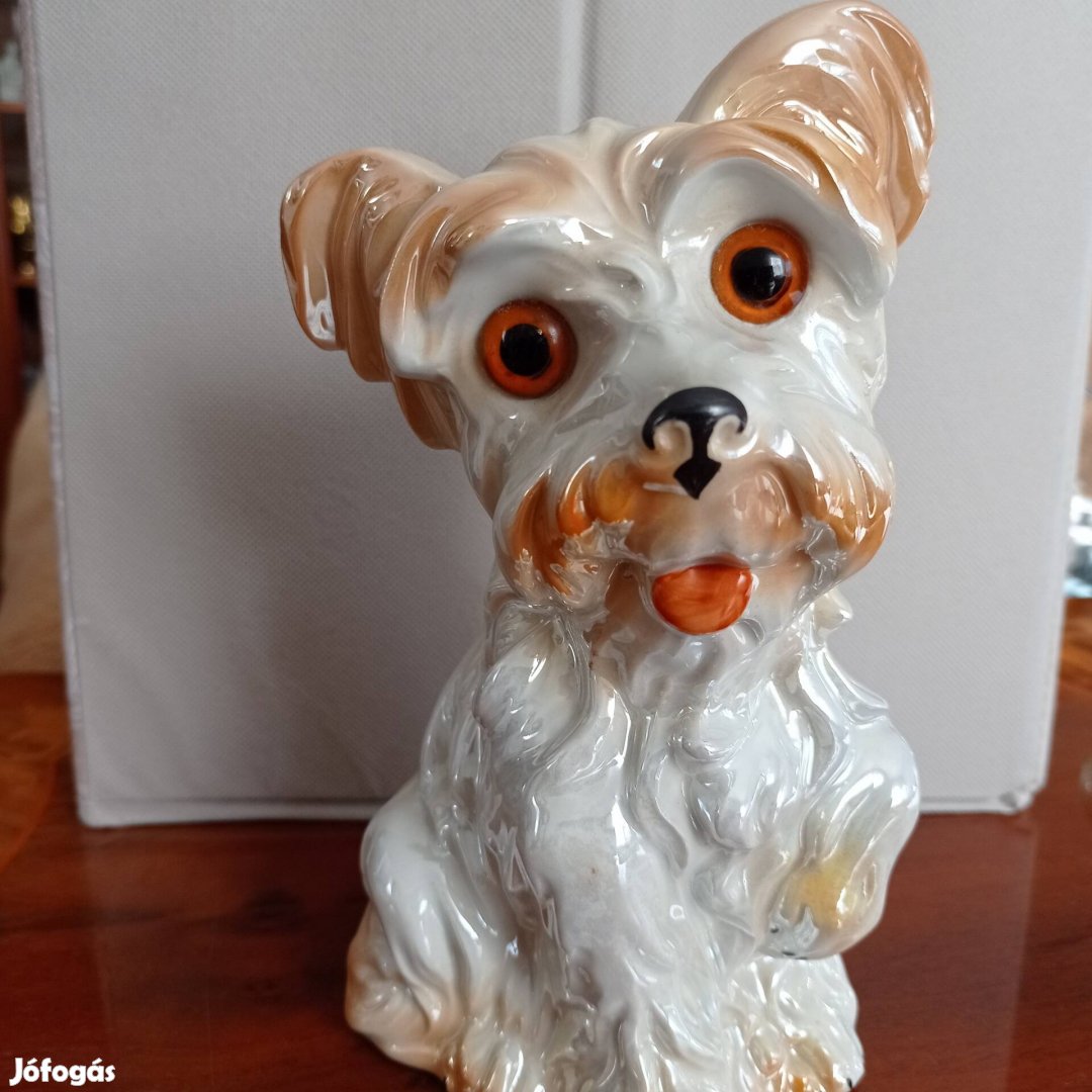 kutya porcelán nipp eladó
