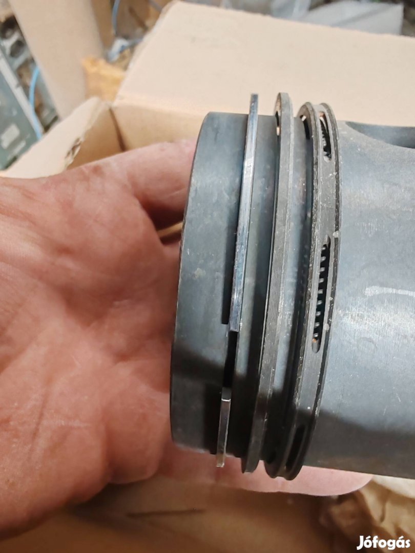 lada dugattyú készlet! 