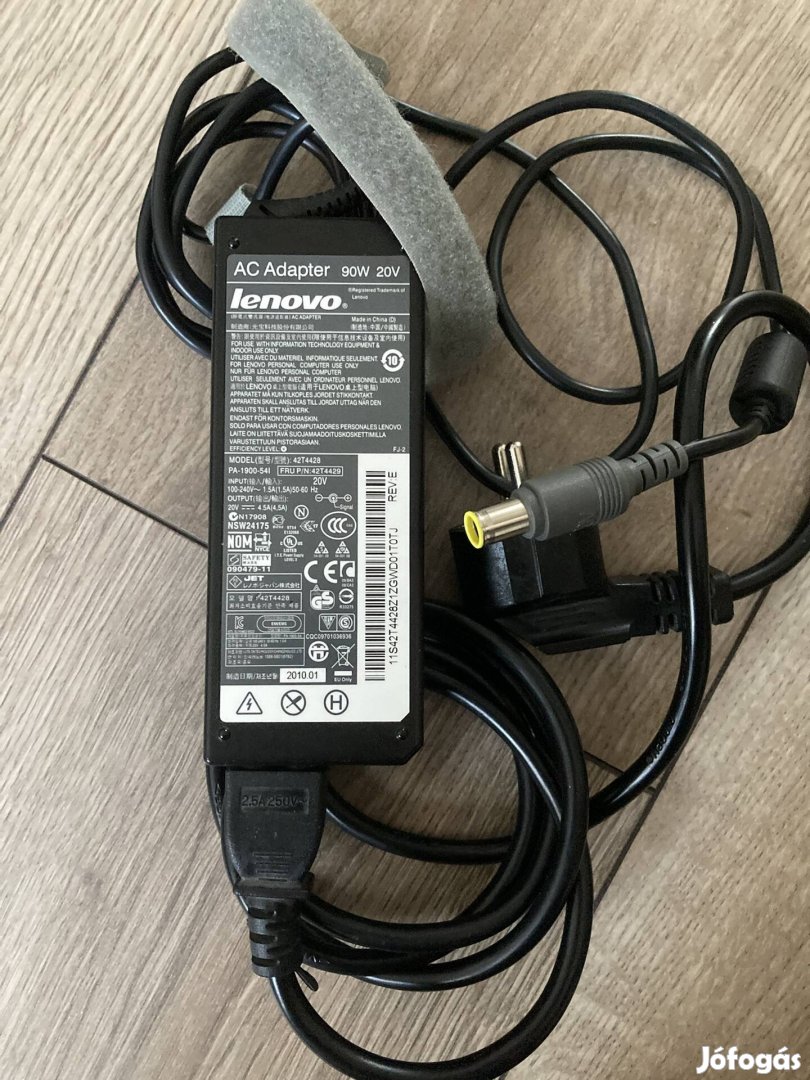 lenovo 65Watt 20V laptop töltő