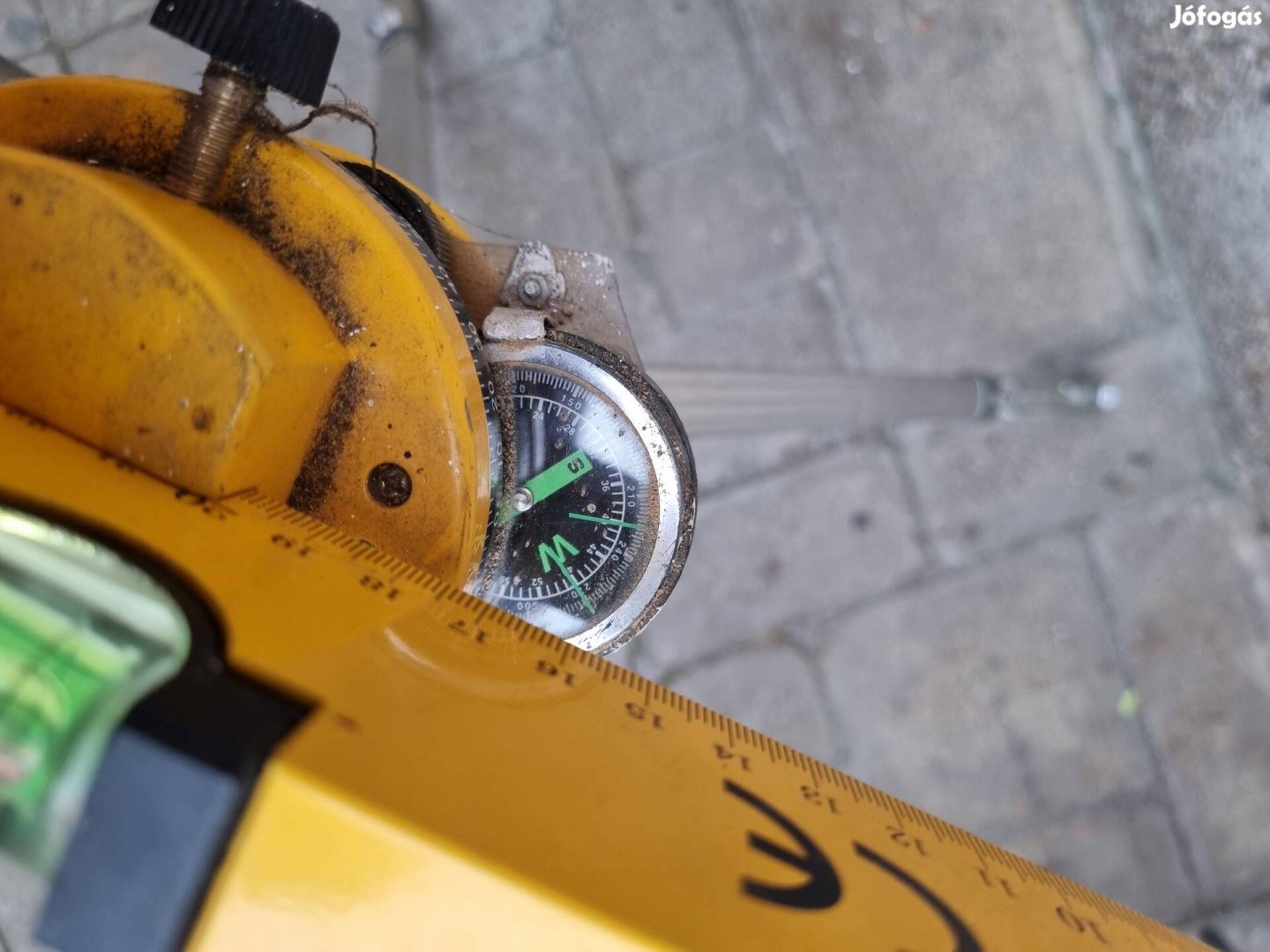 lezeres szintező allvannyal