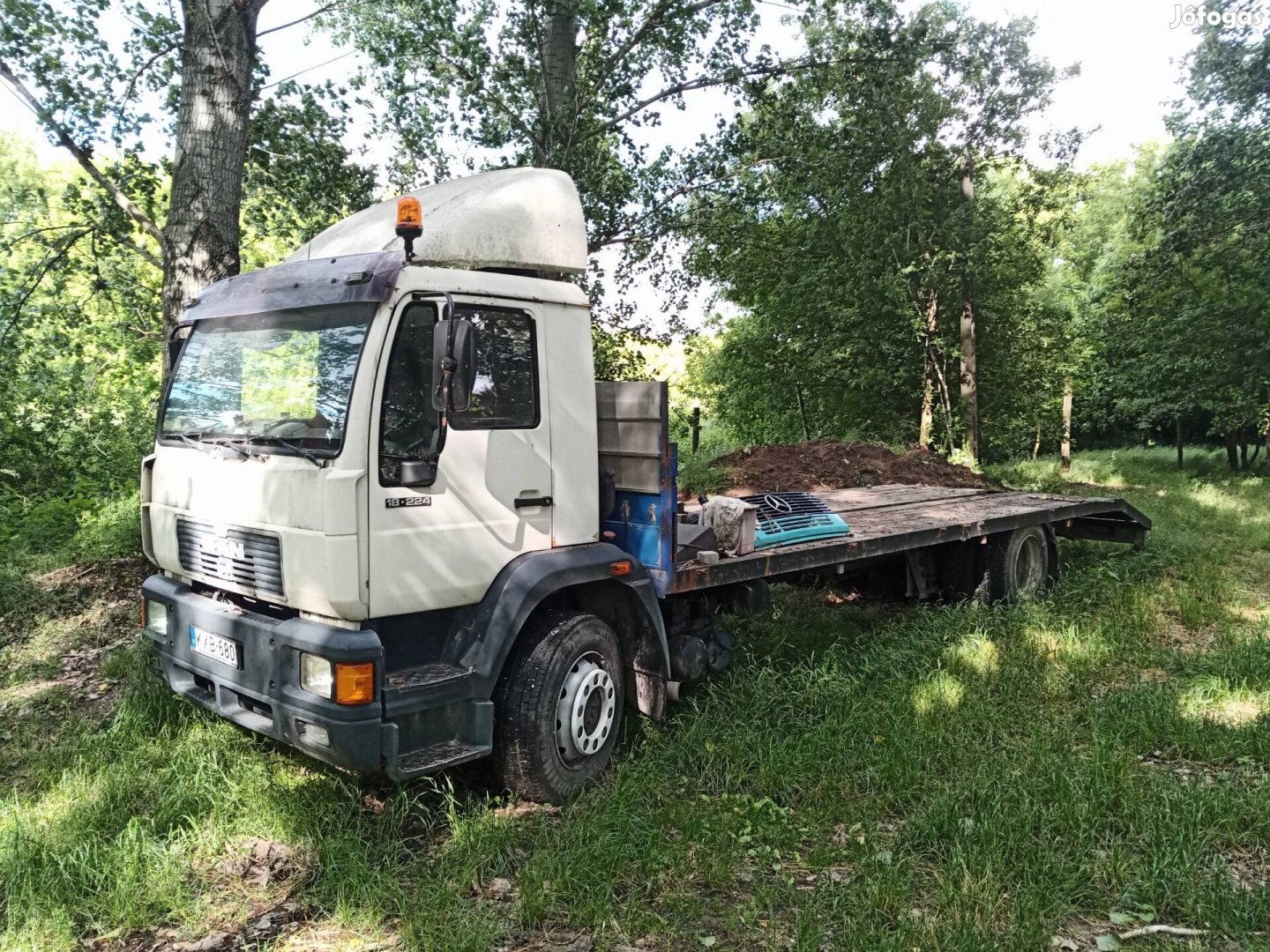 man 18.224 gépszallító