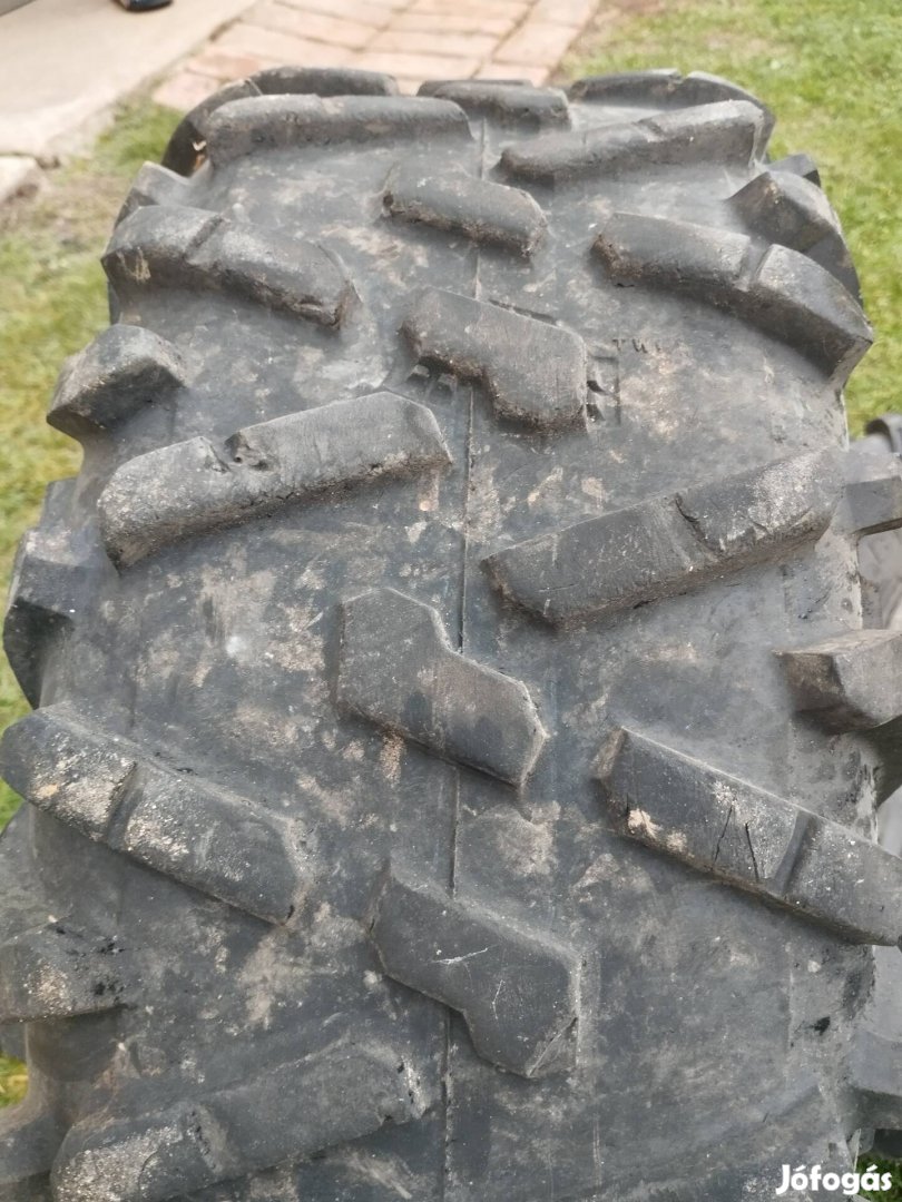 maxxis terep gumi 2db egyben eladó 