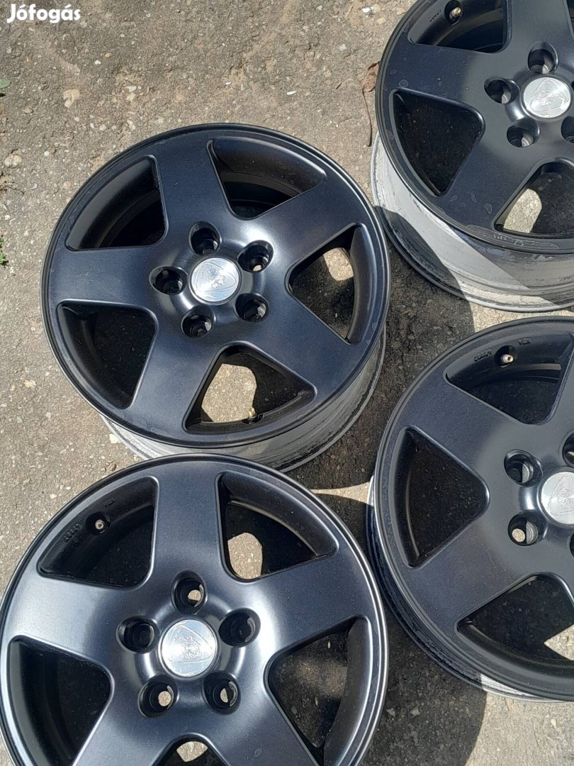 mazda Nissan Mitsubishi Suzuki Toyota Renault r15 5x114.3 felni 