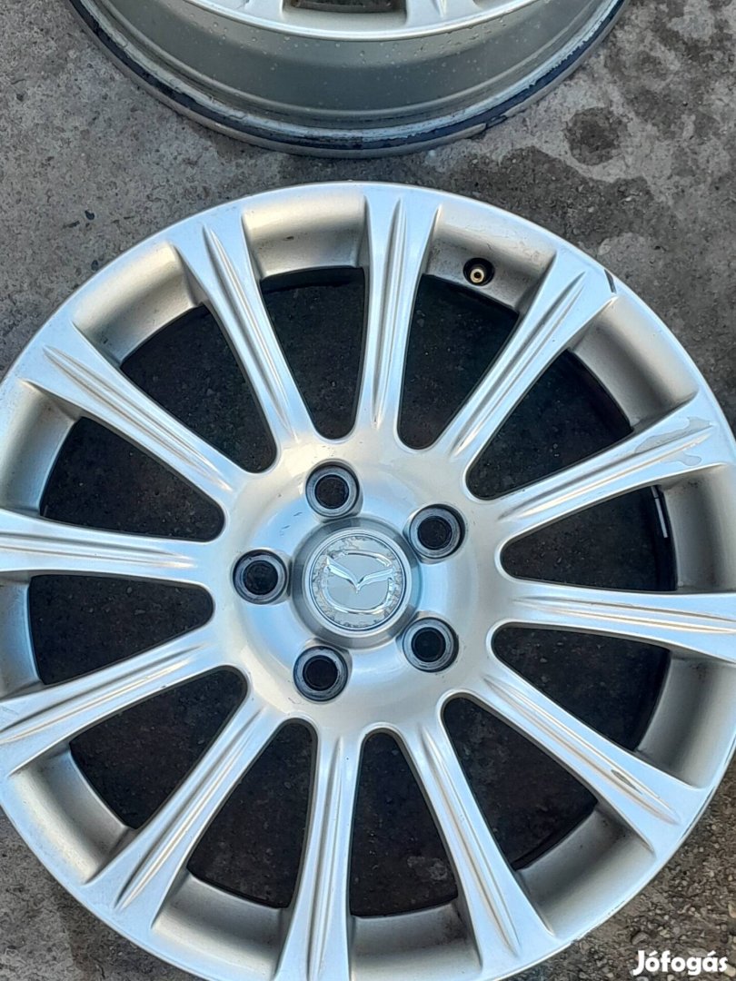 mazda Nissan Mitsubishi Suzuki Toyota kia Renault r17 5x114