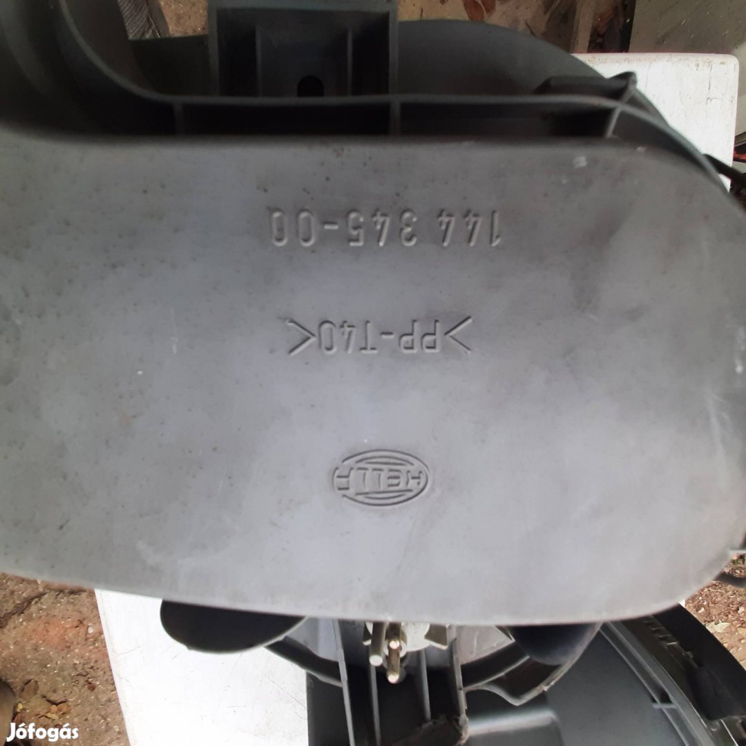 mercedes E osztály lámpa elado évjárat 2002 töl 2007 ig