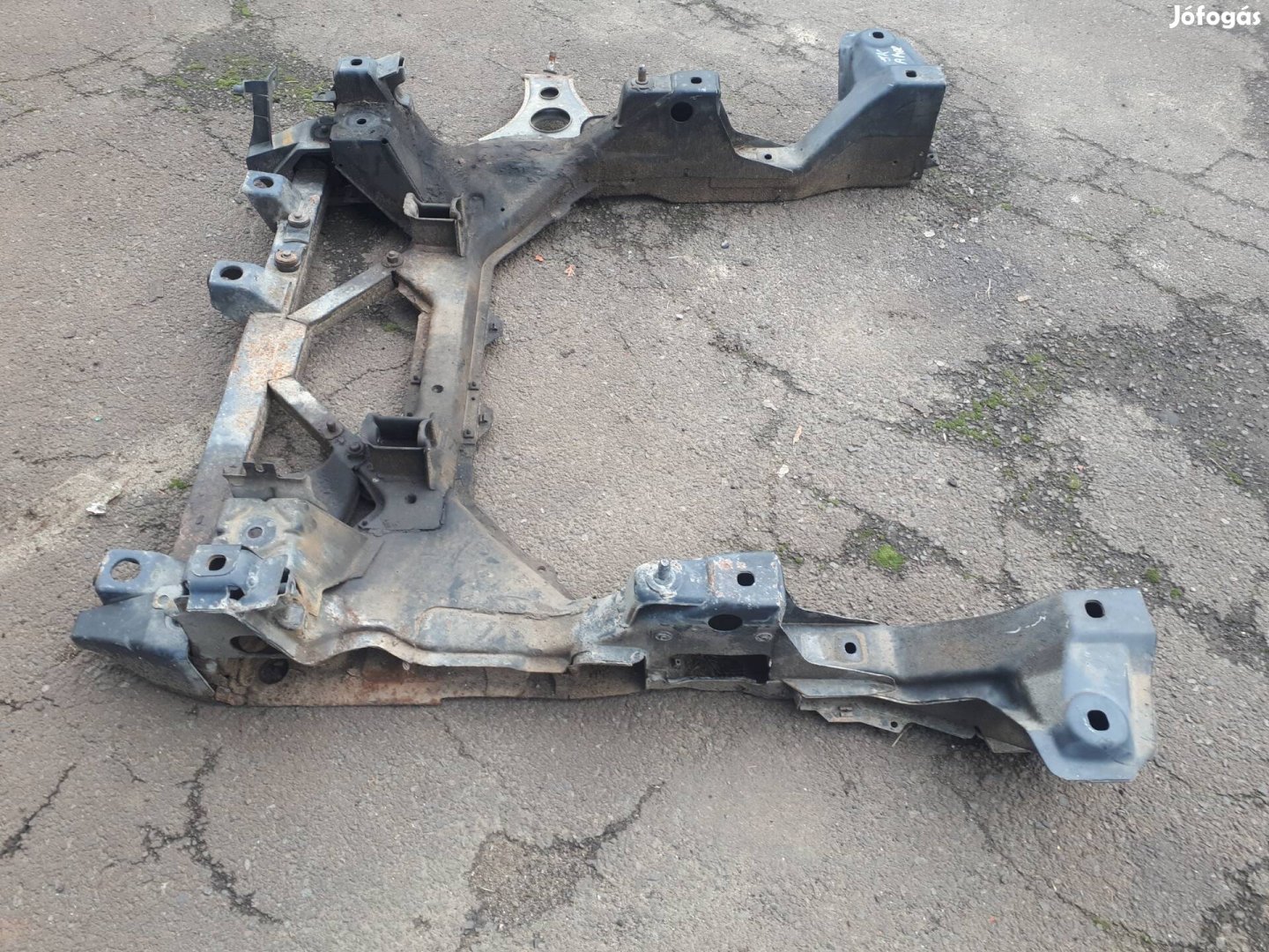 mercedes  A-osztály  W168  első bölcső 