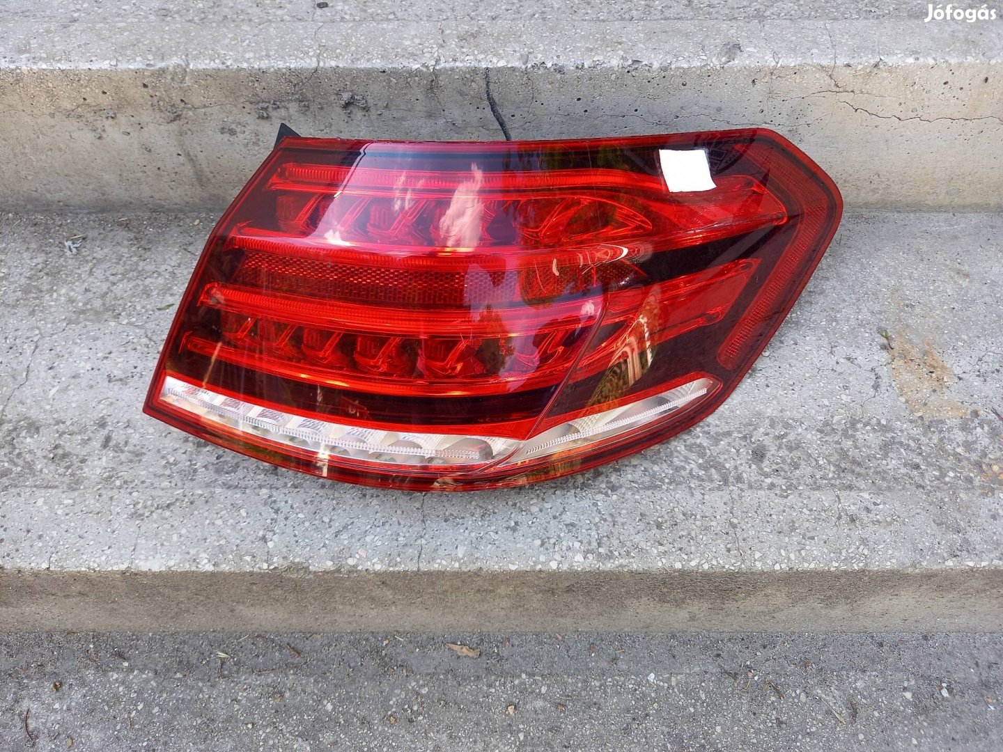 mercedes w212 hátsó lámpa jobb hátsó