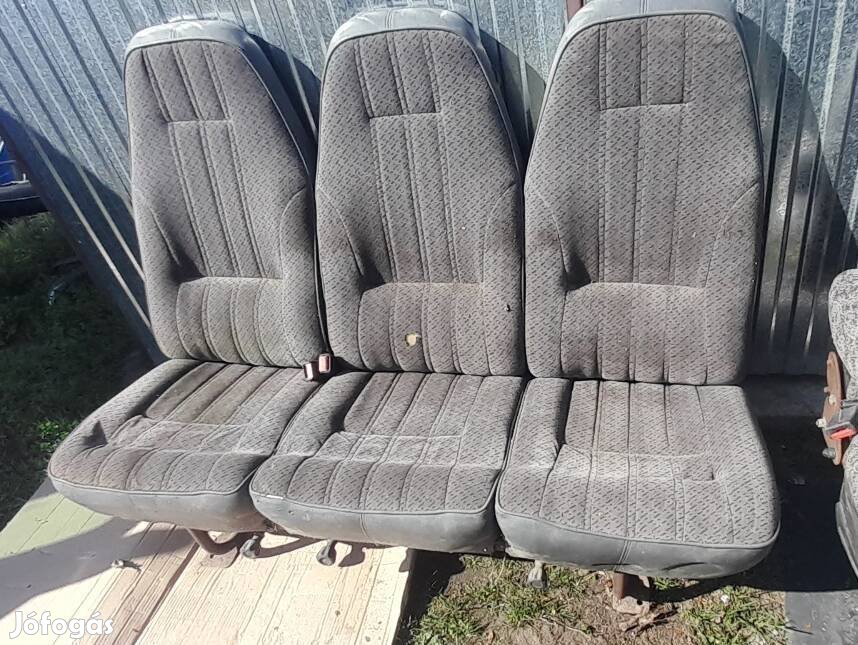 mikrobusz kisteher ülések ülés sor 