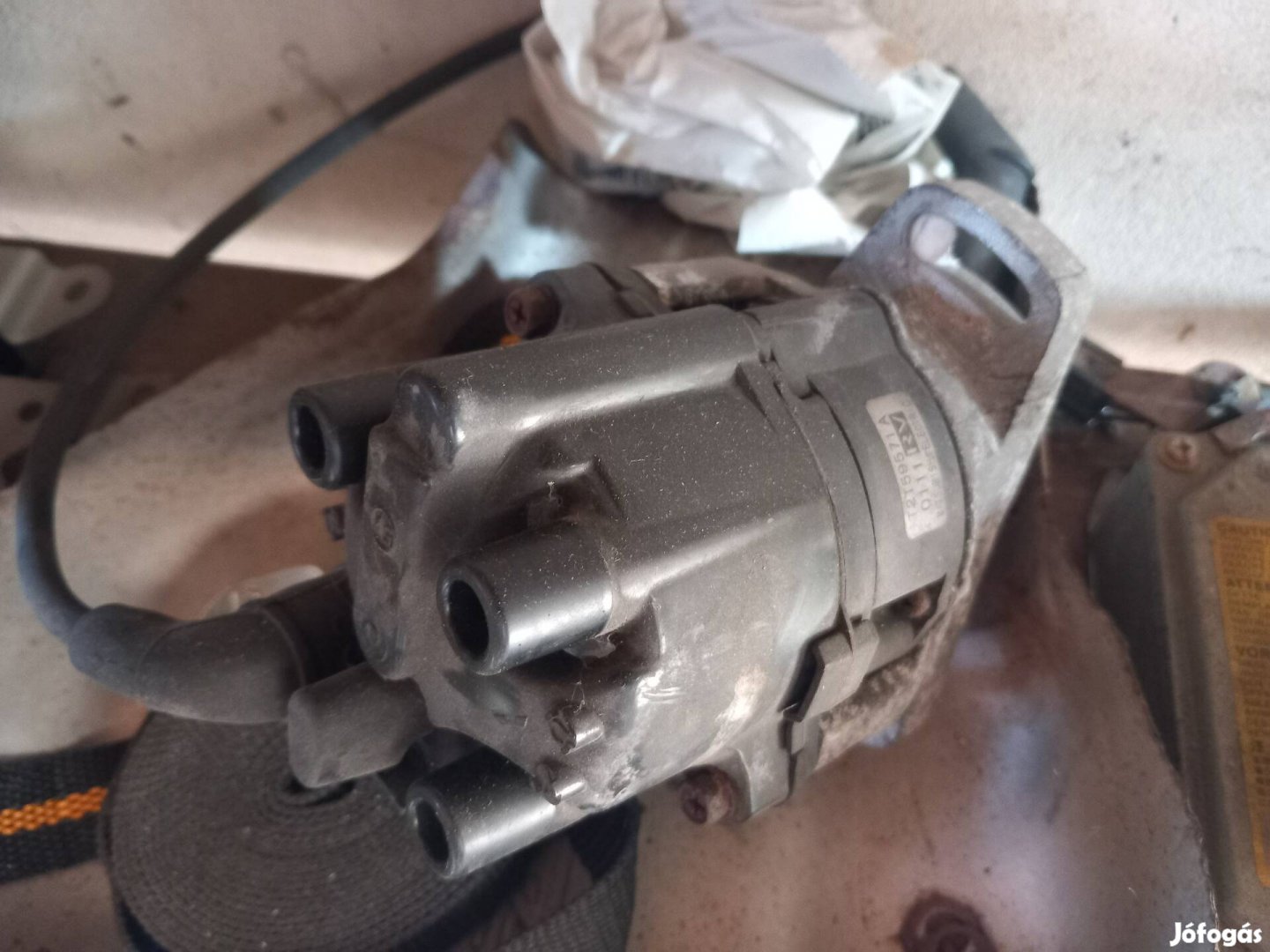 mitsubishi colt lancer gyujtáselosztó