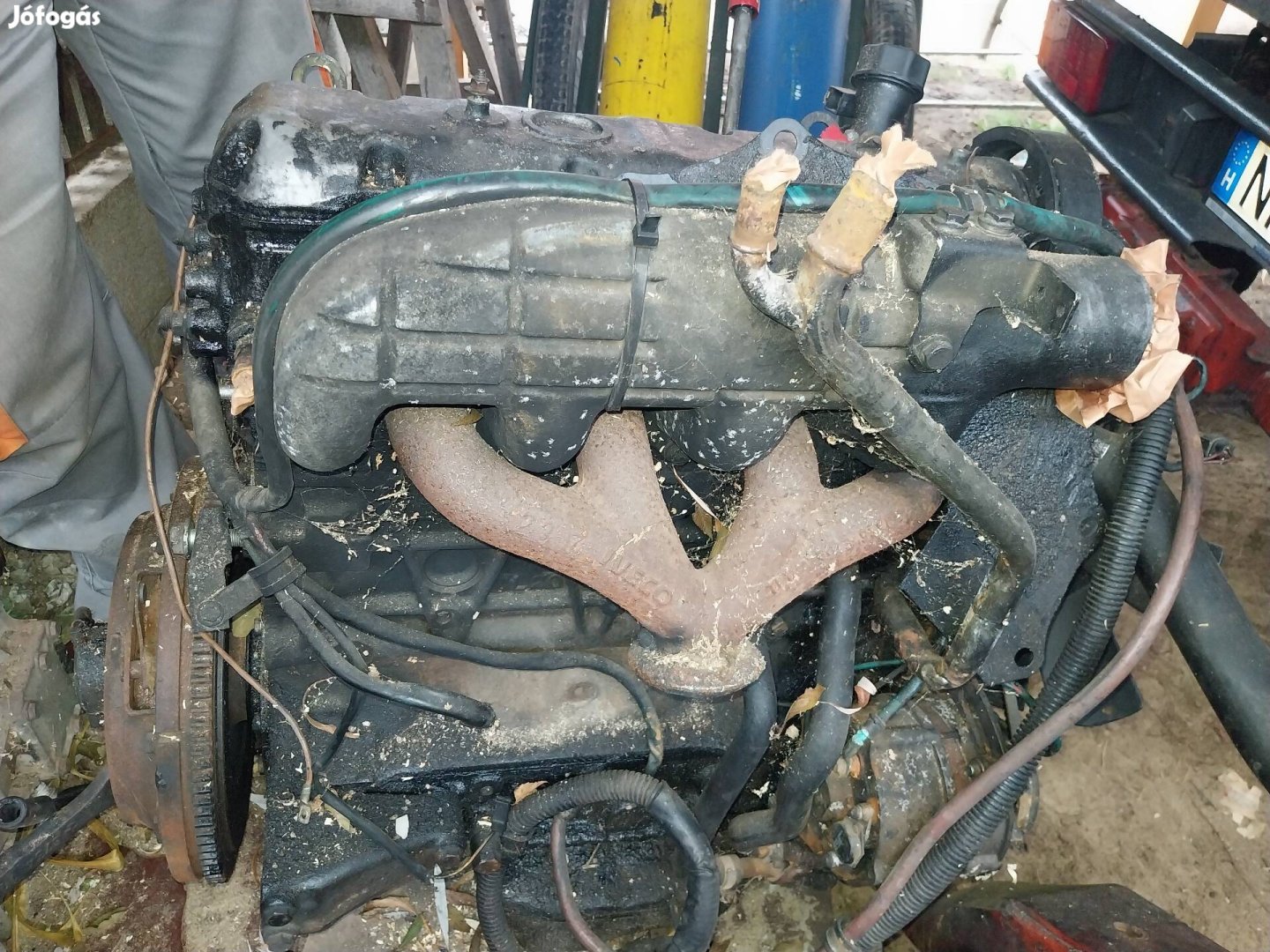 motor válto elado