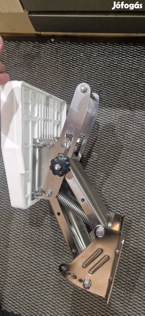 motort tartó állítható 