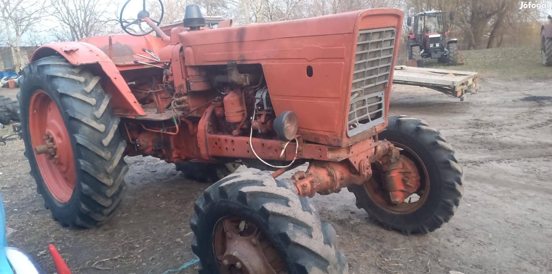 mtz 52  2 db eladó.