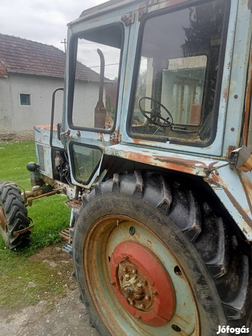 mtz 82 lejárt műszakival eladó  