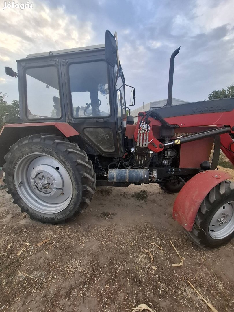mtz 82 új blackbull homlokrakodóval kukorica napraforgó csere érd